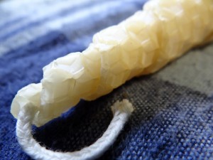 How to Make Simple Rolled Beeswax Candles