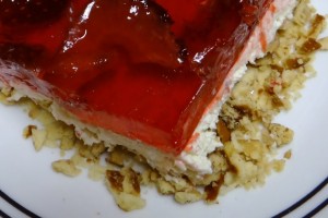 Strawberry Pretzel Cake #Recipe