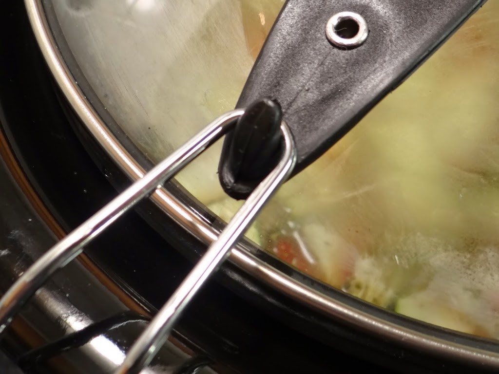 Rich & Hearty Slow Cooker Minestrone Soup #Recipe | Hamilton Beach Slower Cooker