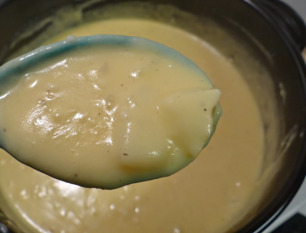 Cheeseburger Potato Soup #Recipe | Dutch Oven Cooking with Xtrema