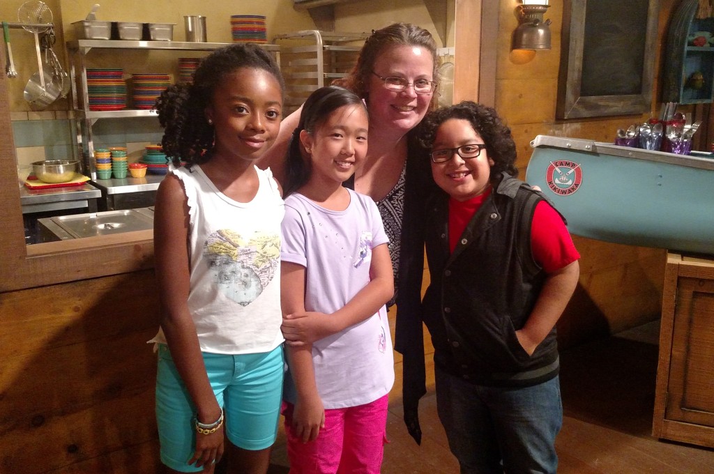 Rural Mom with cast of Bunkd