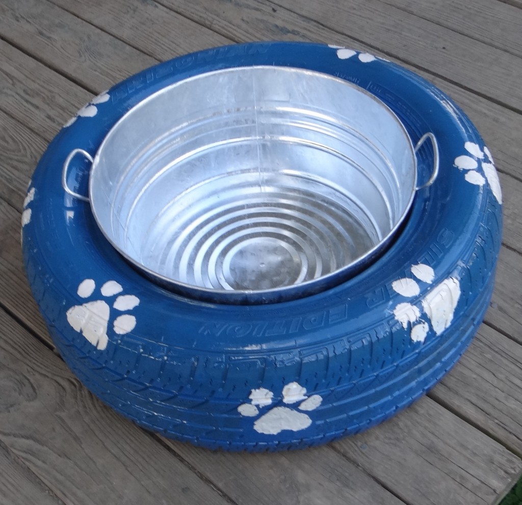 Spill Proof Dog Bowl Recycled Tire DIY! #OldTiresTurnNew