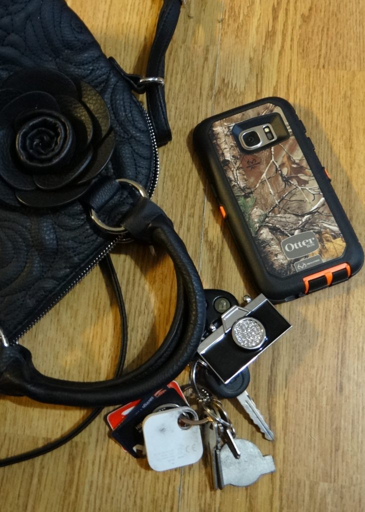 Demonstrating my Rural Mom style (and sensibility!) with Otterbox