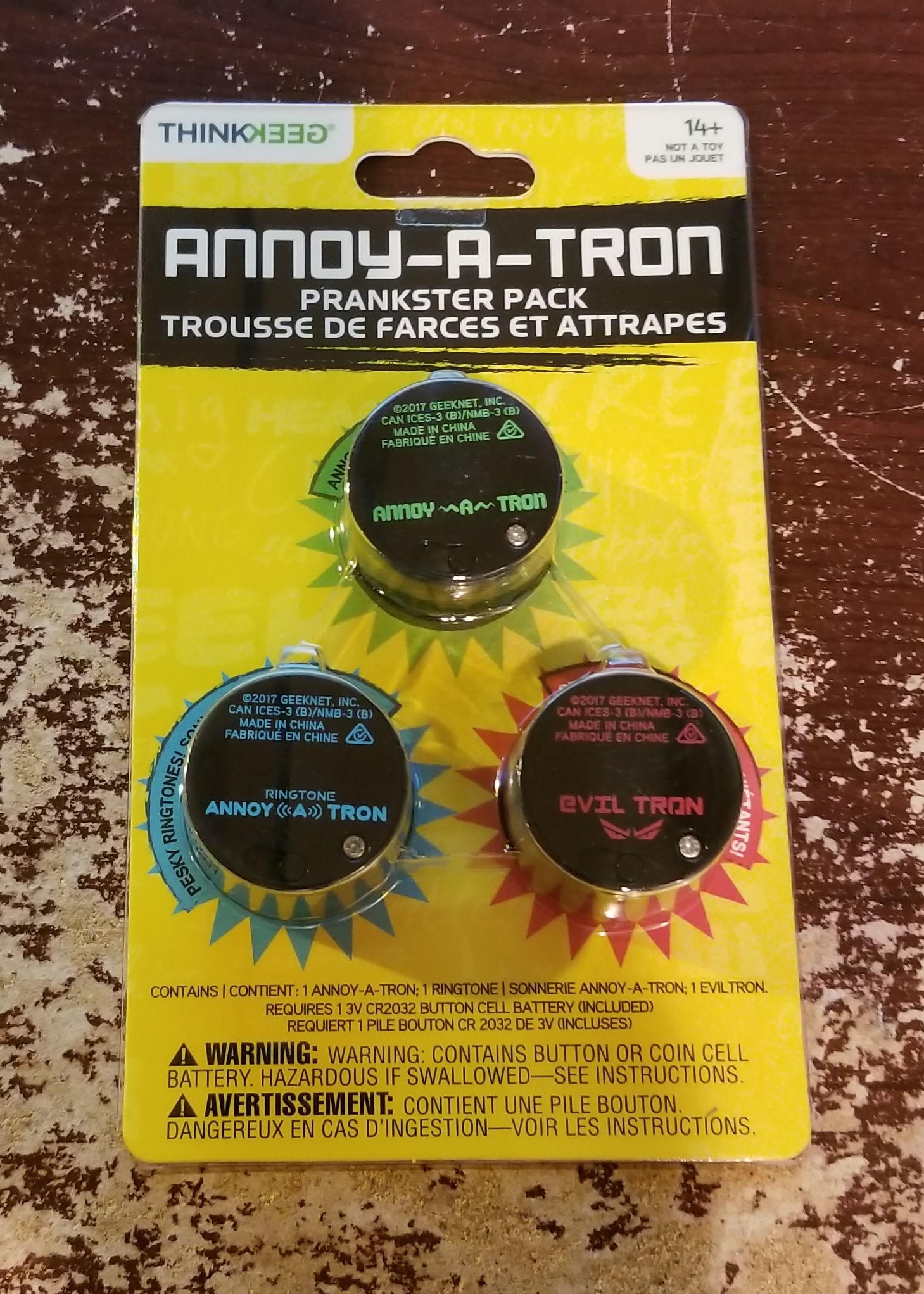 Annoy-a-tron Prankster Pack 3.0 - Includes 3 ThinkGeek Prank Products:  Annoy-a-tron, Ringtone Annoy-a-tron, and Eviltron : : Toys