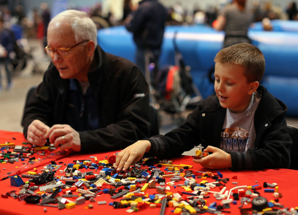 BrickUniverse LEGO Fan Convention 